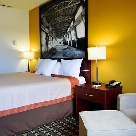 Hotel Super 8 By Wyndham Fox Creek Exterior foto
