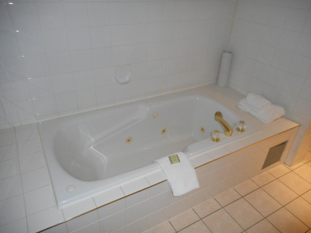 Hotel Super 8 By Wyndham Fox Creek Habitación foto
