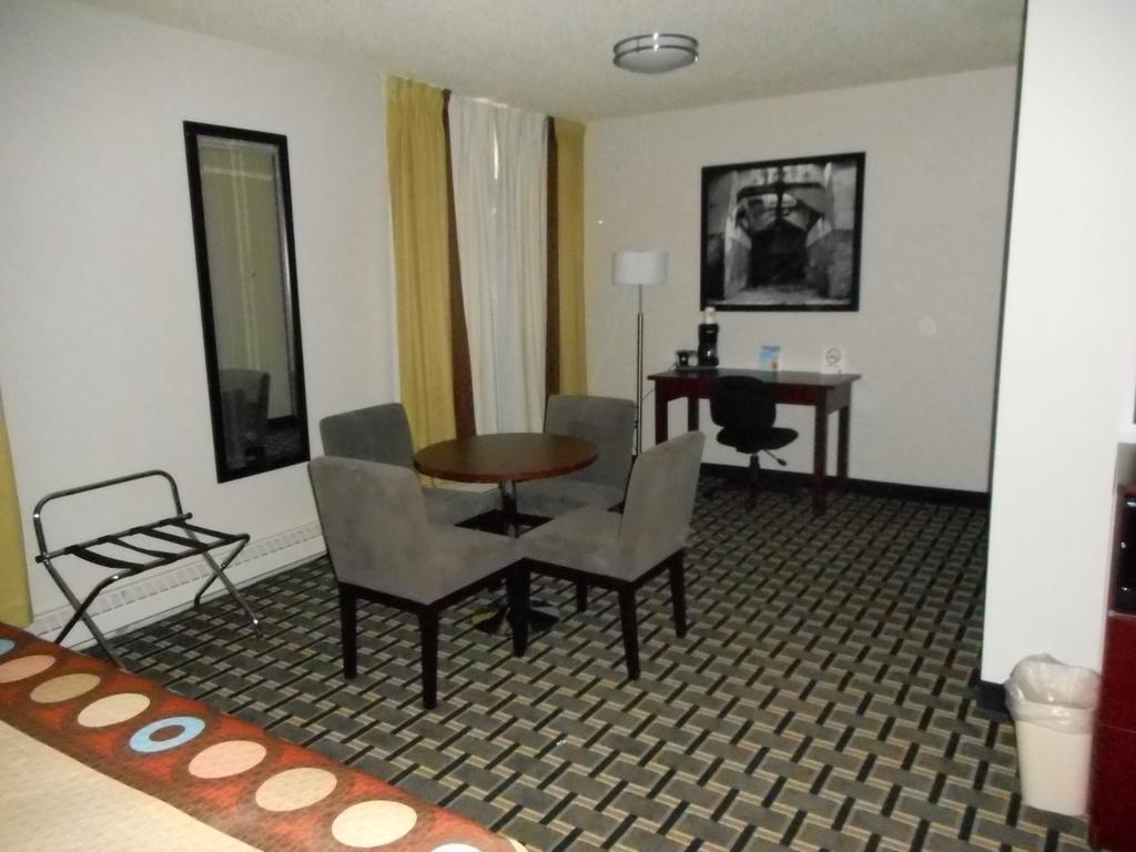 Hotel Super 8 By Wyndham Fox Creek Habitación foto